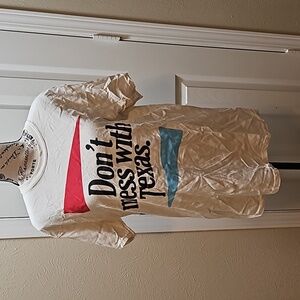 Gildan medium unisex shirt 2074